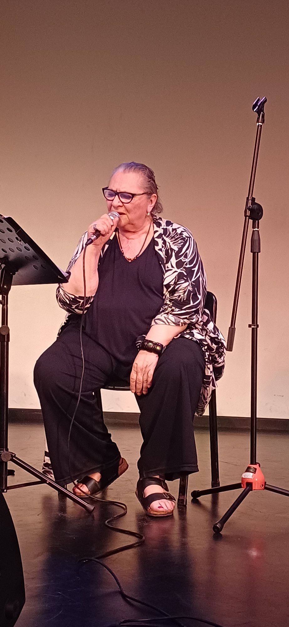Rita Cortese cantando en El Excéntrico de la 18