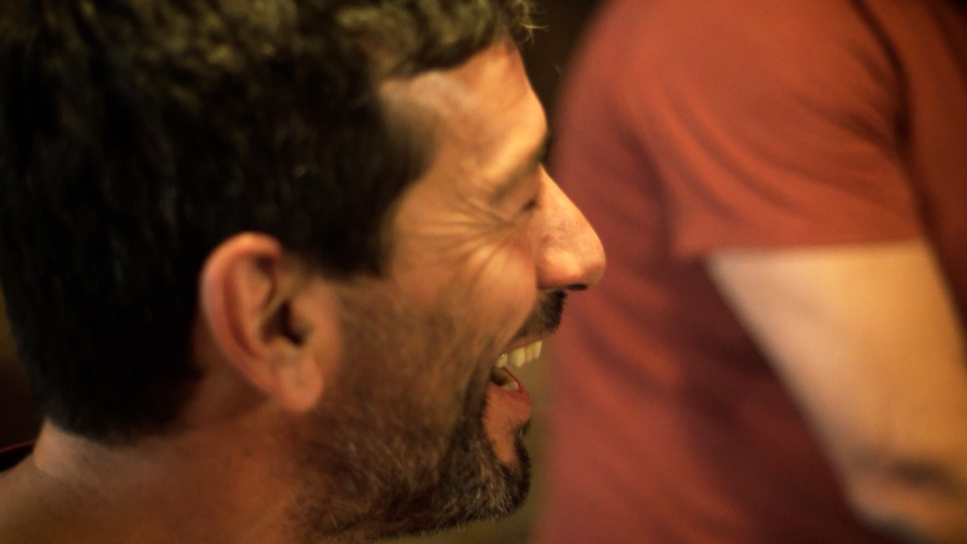 Pablo De la Fuente riendo, Tiempos circulares