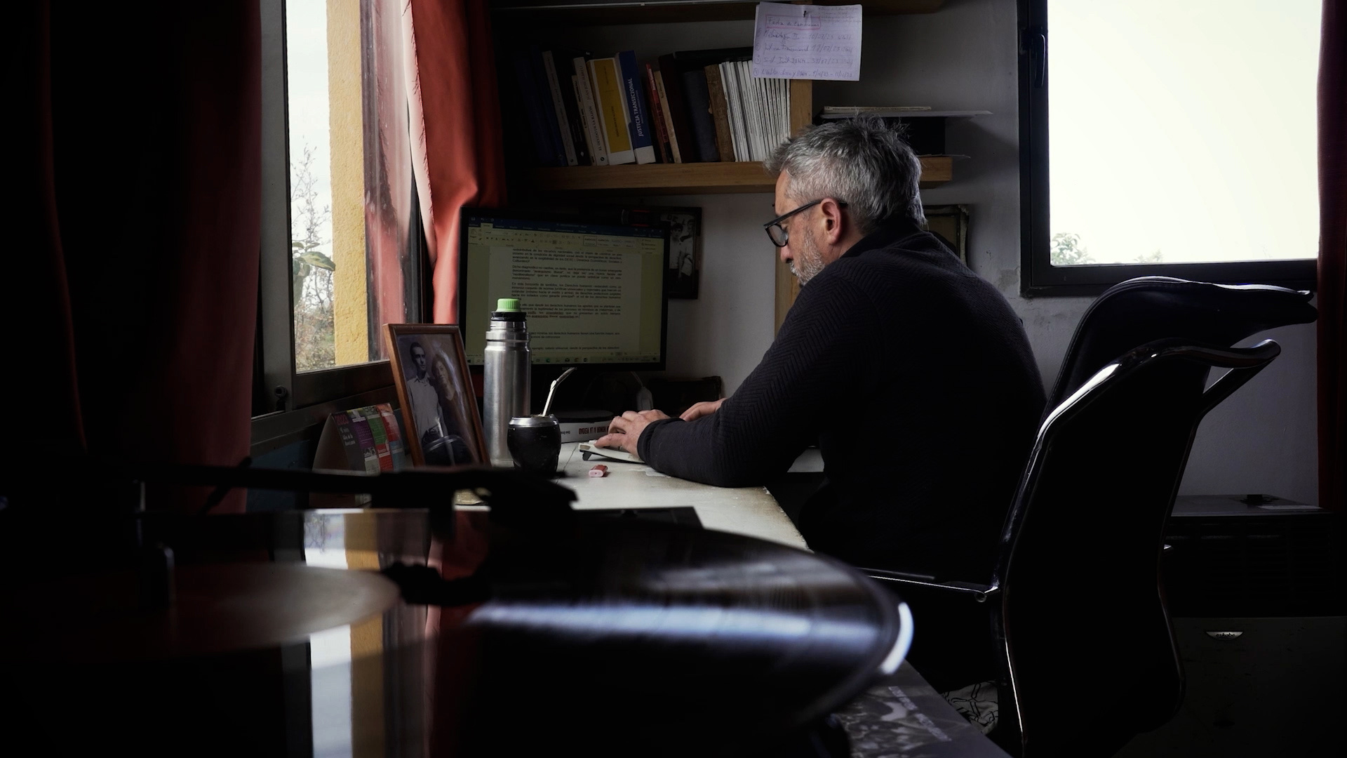 Martín Fresneda en el estudio, Tiempos circulares