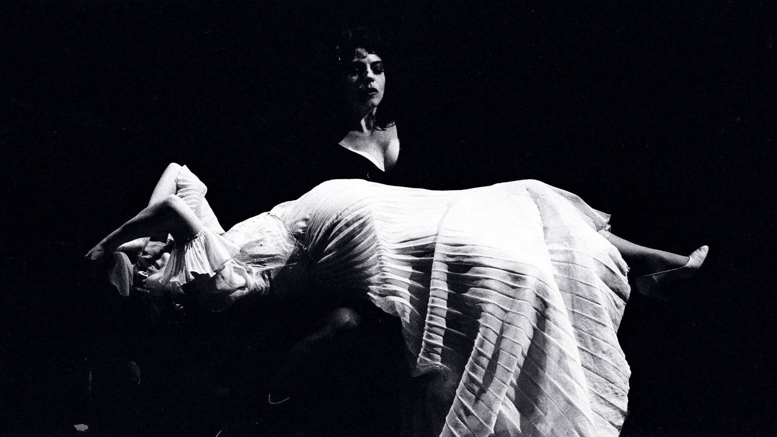 Adriana Genta y Cristina Banegas. El Padre, August Strindberg, direcciòn Alberto Ure.